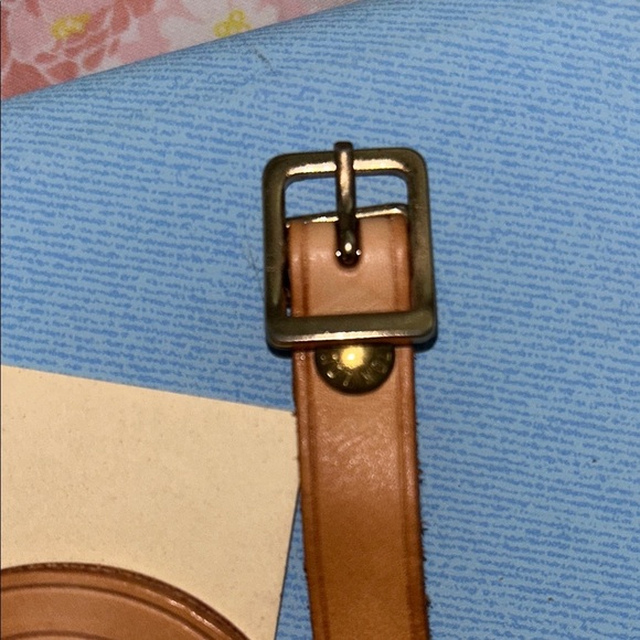 Authentic Louis Vuitton Beige Leather luggage tag Set with Rhinestones - Picture 2 of 5